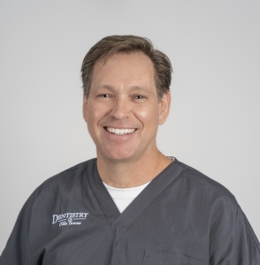 Dr. Chris Rautenstrauch, DMD, MAGD